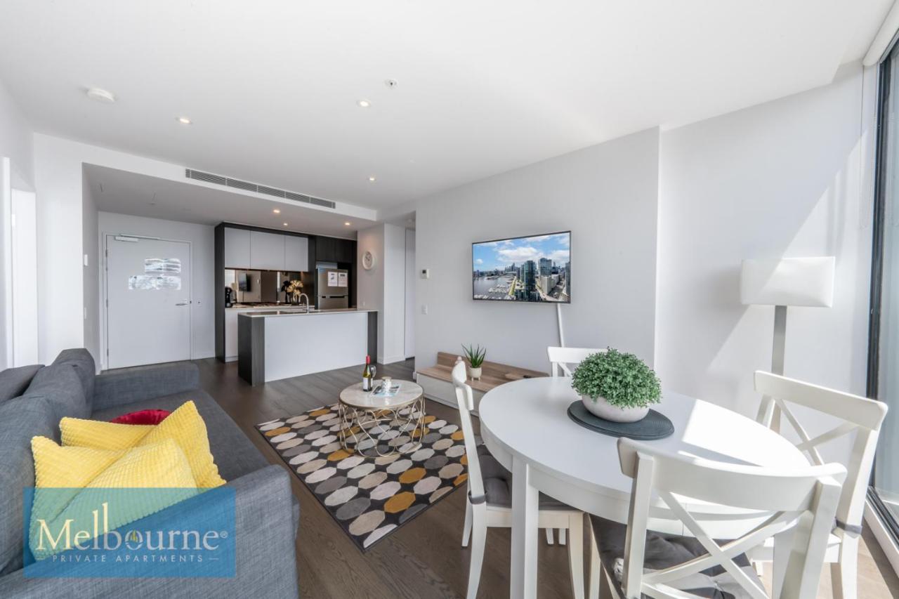 Private - Collins Wharf Waterfront, Docklands *