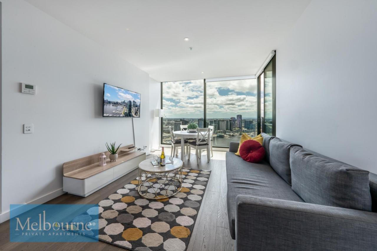 Private - Collins Wharf Waterfront, Docklands Apartment