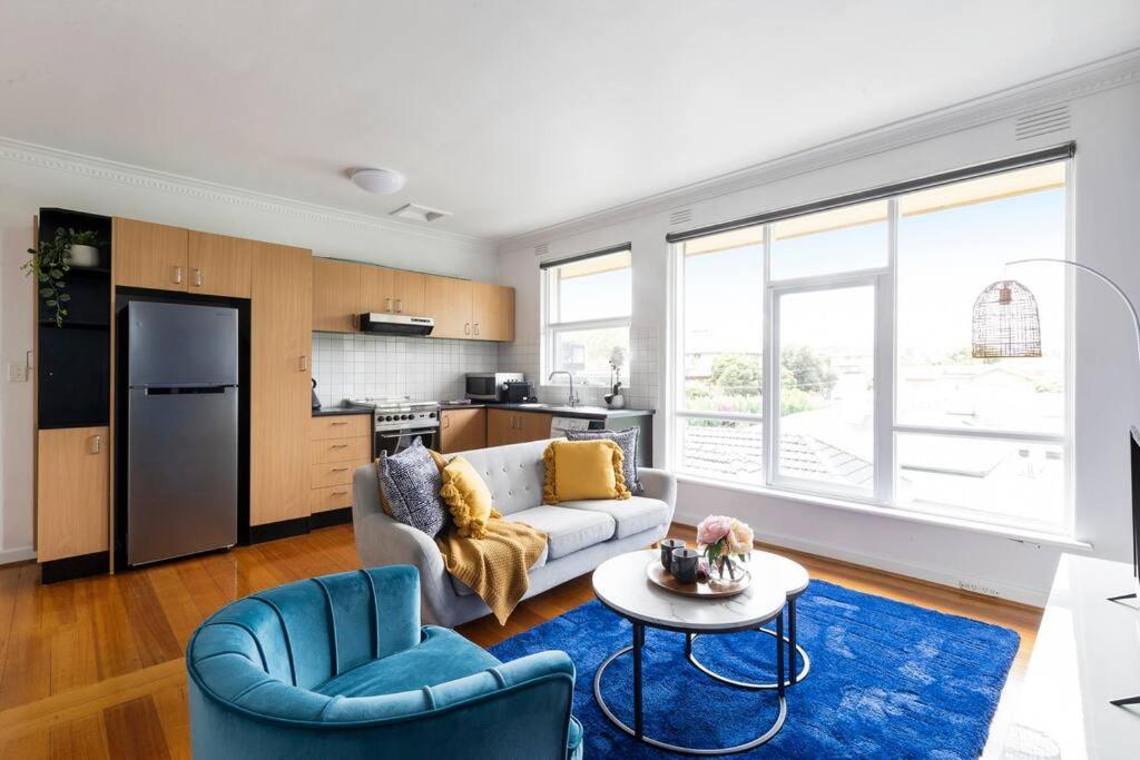 Prahran Chic & Cozy Retreat