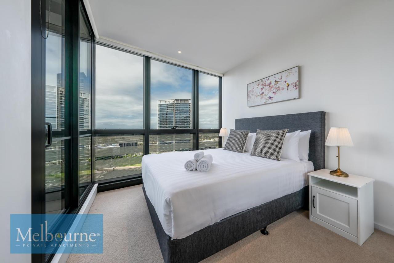 Private - Collins Street Waterfront, Docklands Apartment Melbourne