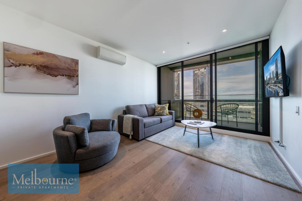 Private - Collins Street Waterfront, Docklands Apartment Melbourne