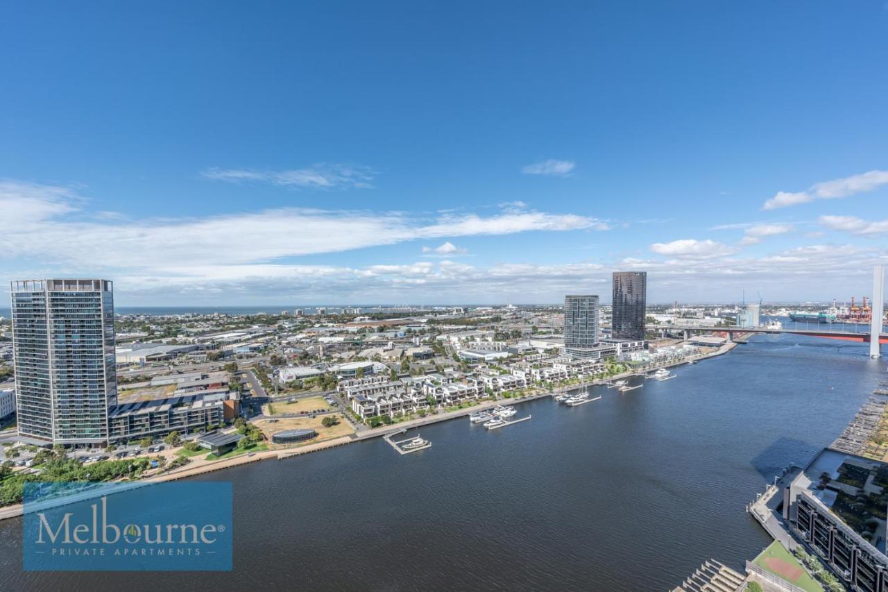 Private - Collins Street Waterfront, Docklands Apartment *