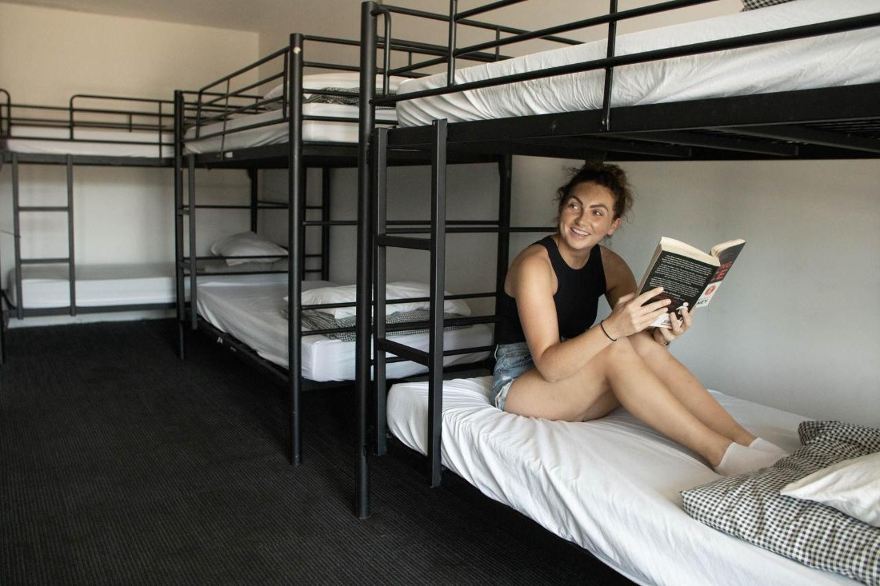 Nomads St Kilda Hostel Melbourne