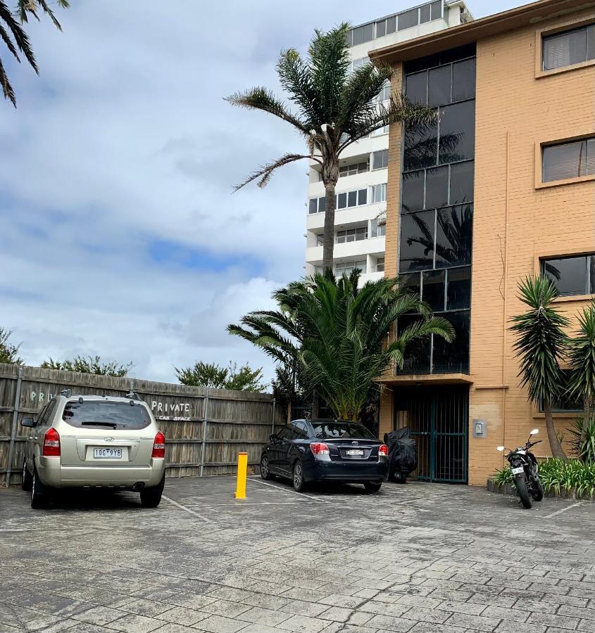 Beach Front Beauty Apartment