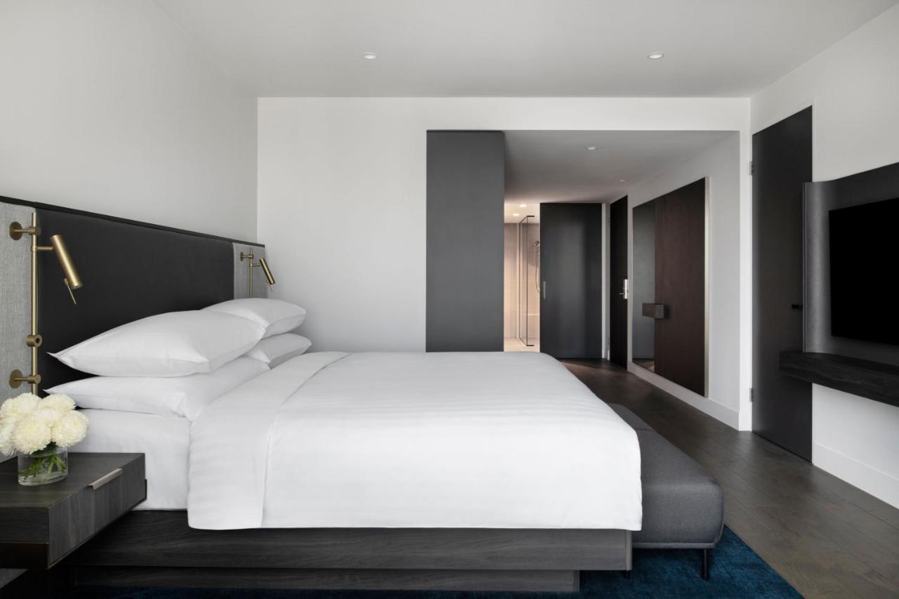 Marriott Docklands Hotel 5*