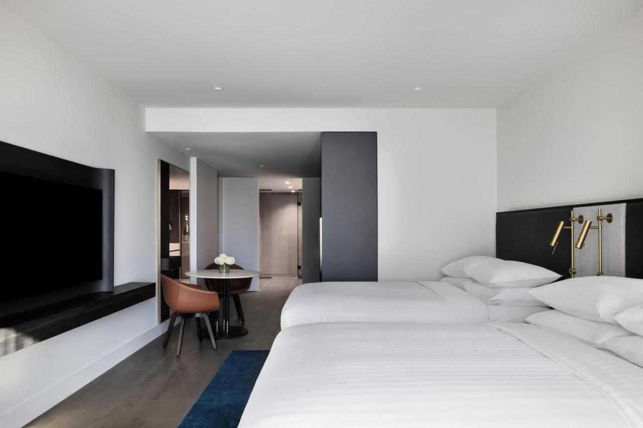Marriott Docklands Hotel 5*