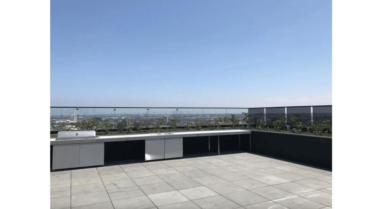 Two Bedroom In North Apartment Melbourne