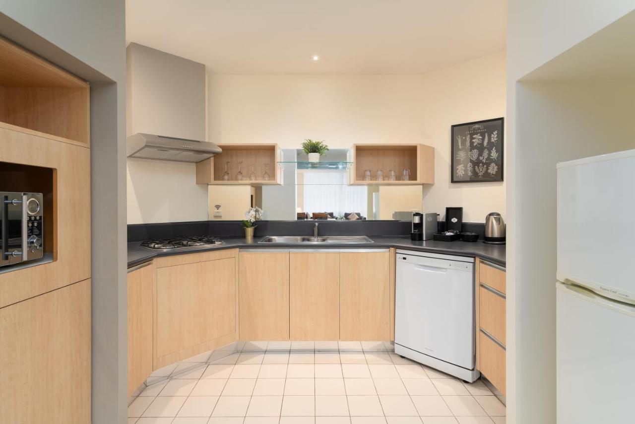 Park Regis Griffin Aparthotel