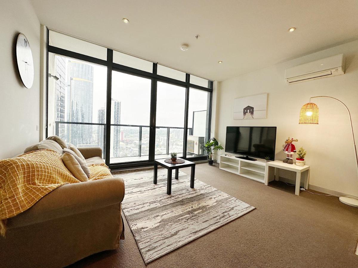 Southbank Crown 2-bedroom Elegance Residences With Pool & Gym Apartment *