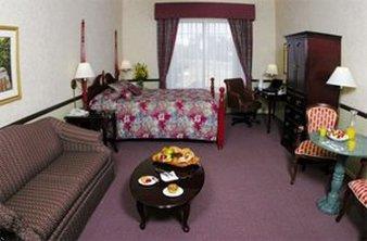 Quest On William Aparthotel