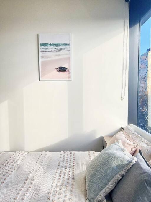 Apartment Stunning 2-bed With Panoramic Cbd Views *