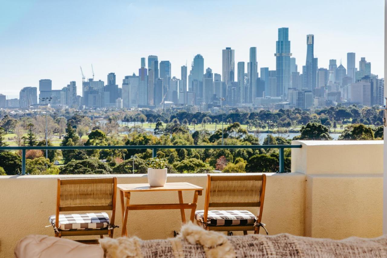 Apartment Spectacular Views Over Park Melbourne