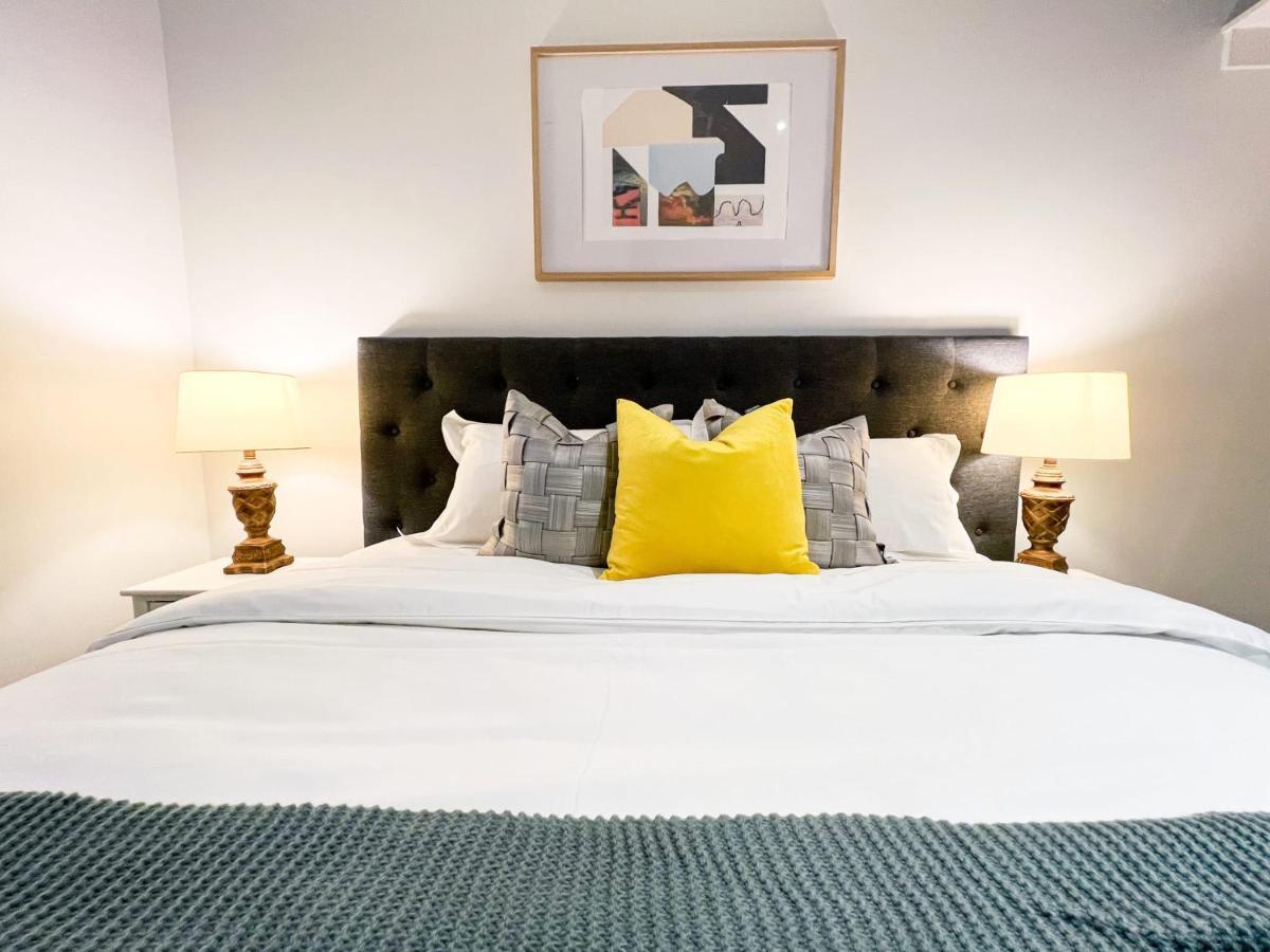 Apartment Lovely One Bedrooms In A Great Location