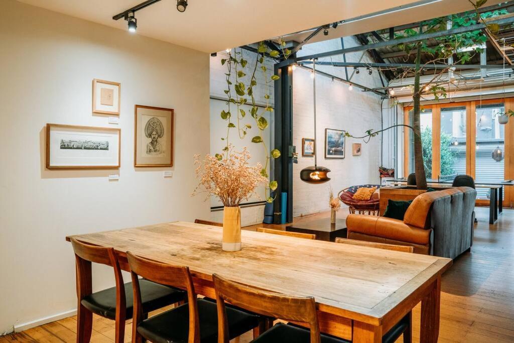 Jungle Warehouse - Bohemian Escape With A Bath! Apartment Melbourne