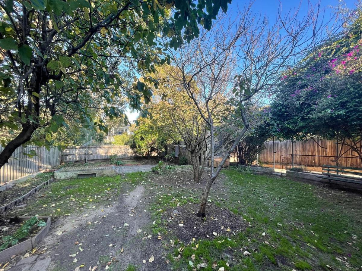 Homestay Kew Private Room, Close To City#shops#parks