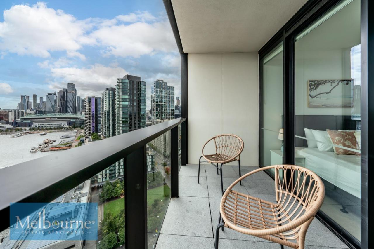 Private - Collins Wharf Waterfront, Docklands Apartment Melbourne