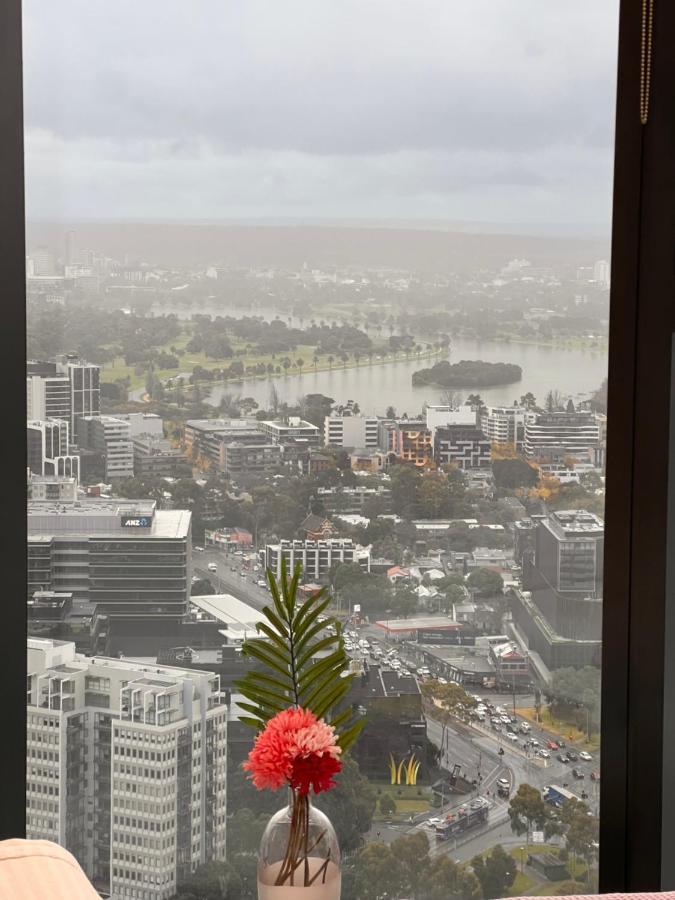 Lake View Apartment