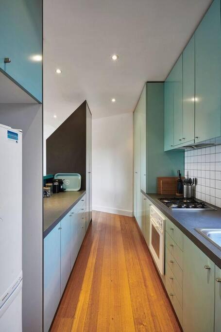Large Two Bedroom With Park And Bay Views Apartment