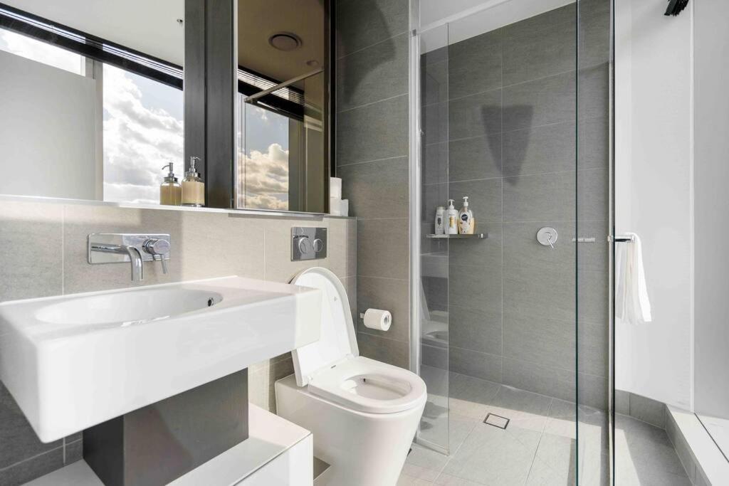 Prestigious 2b Unreal Harbour View #wsp37bb *