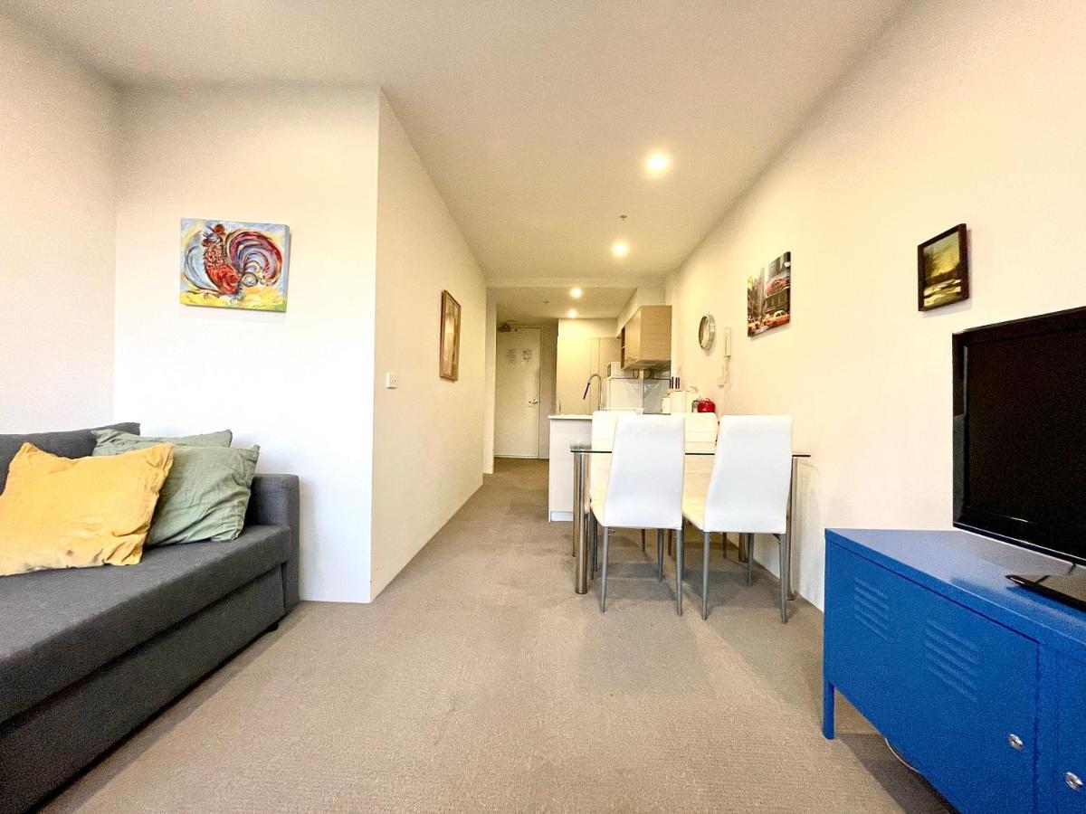 Apartment Readyset At Charman