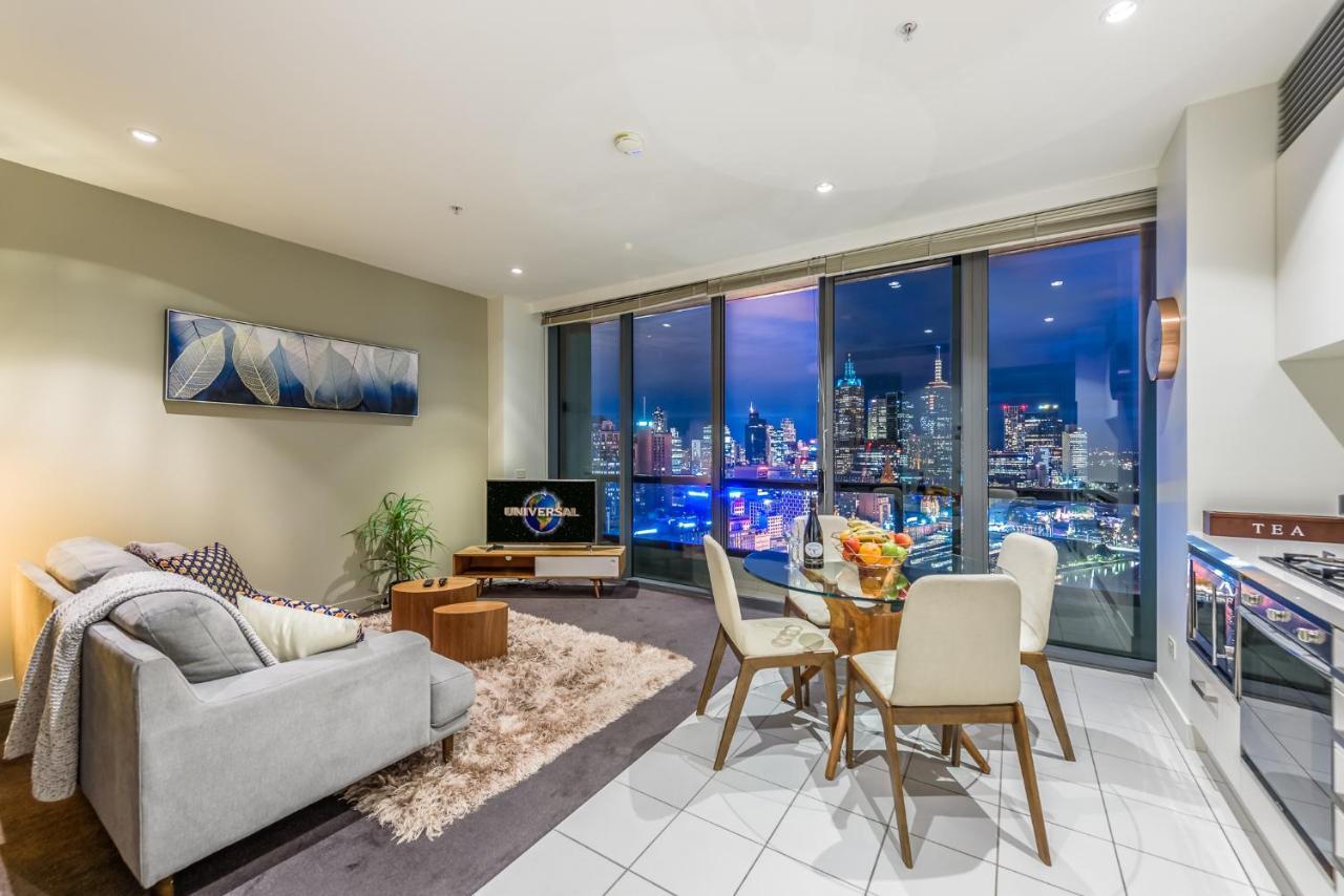 Exclusive - Freshwater Place Apartment
