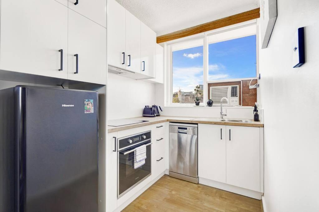 Sweet 1br In St Kilda