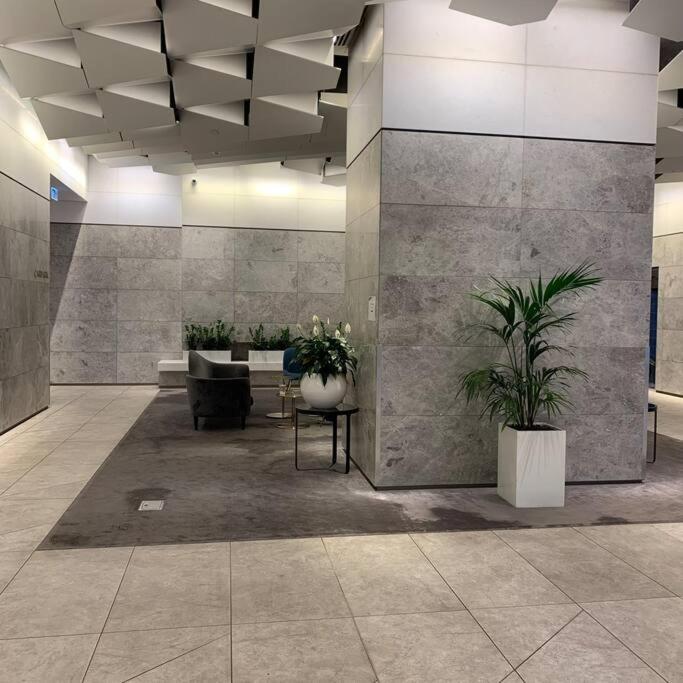 Cbd Spacious Two Bedrooms