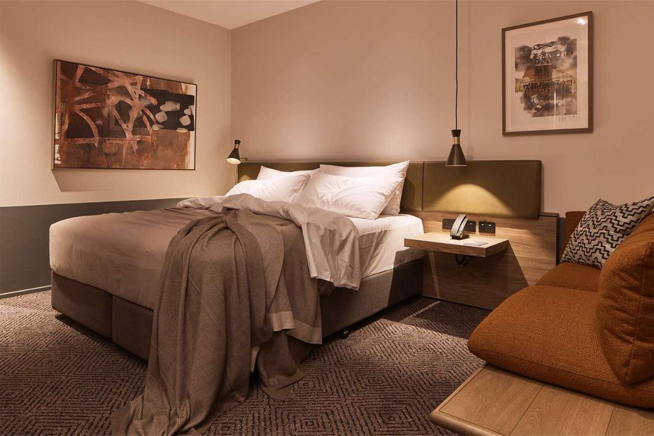 Rydges Hotel