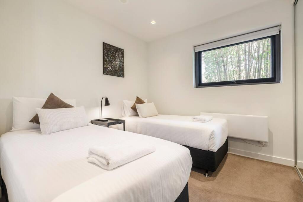 Peaceful 2 Bedroom Unit With Free Parking Melbourne