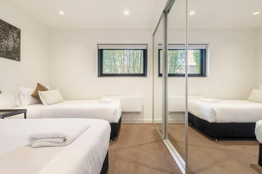 Apartment Peaceful 2 Bedroom Unit With Free Parking