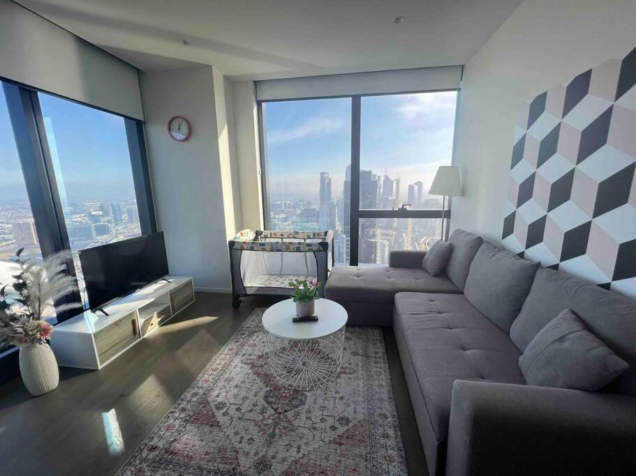 Stunning View 2br Apt In Southbank Near Crown W Parking