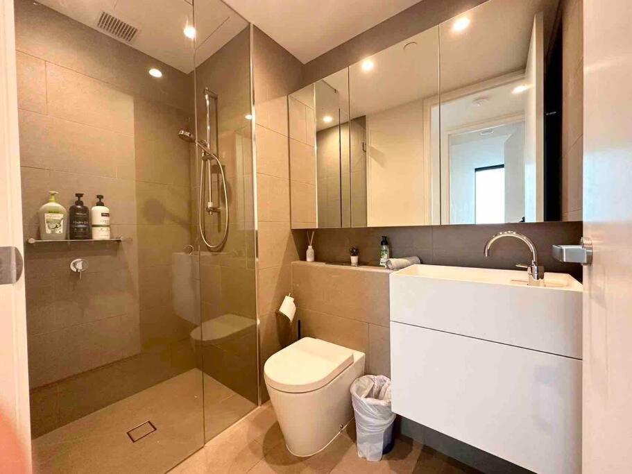 Apartment Stunning View 2br Apt In Southbank Near Crown W Parking Melbourne