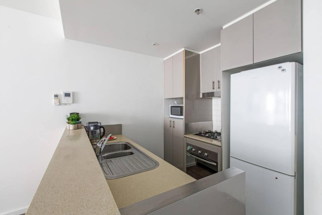 Apartment Beautiful 2br With Balcony Pool And Gym