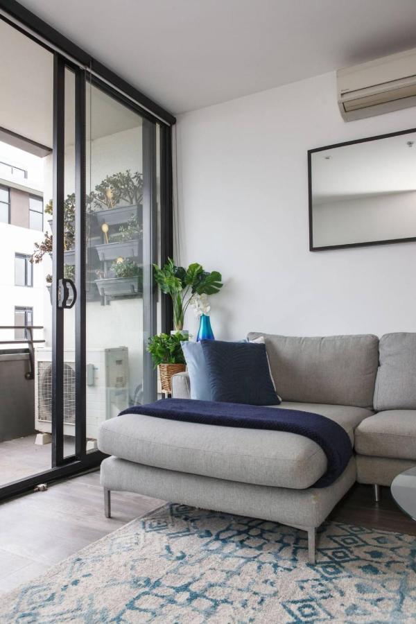 Beautiful 2br With Balcony Pool And Gym