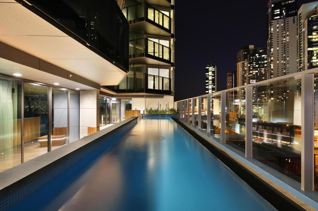 2br 2 Bath, Southbank, View, Lvl 31 Melbourne