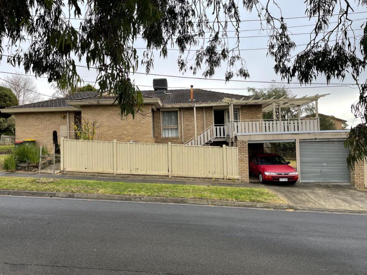 D High Quality Large Bed Near Commercial Areas, Universities, And Rail Transit In Villas *