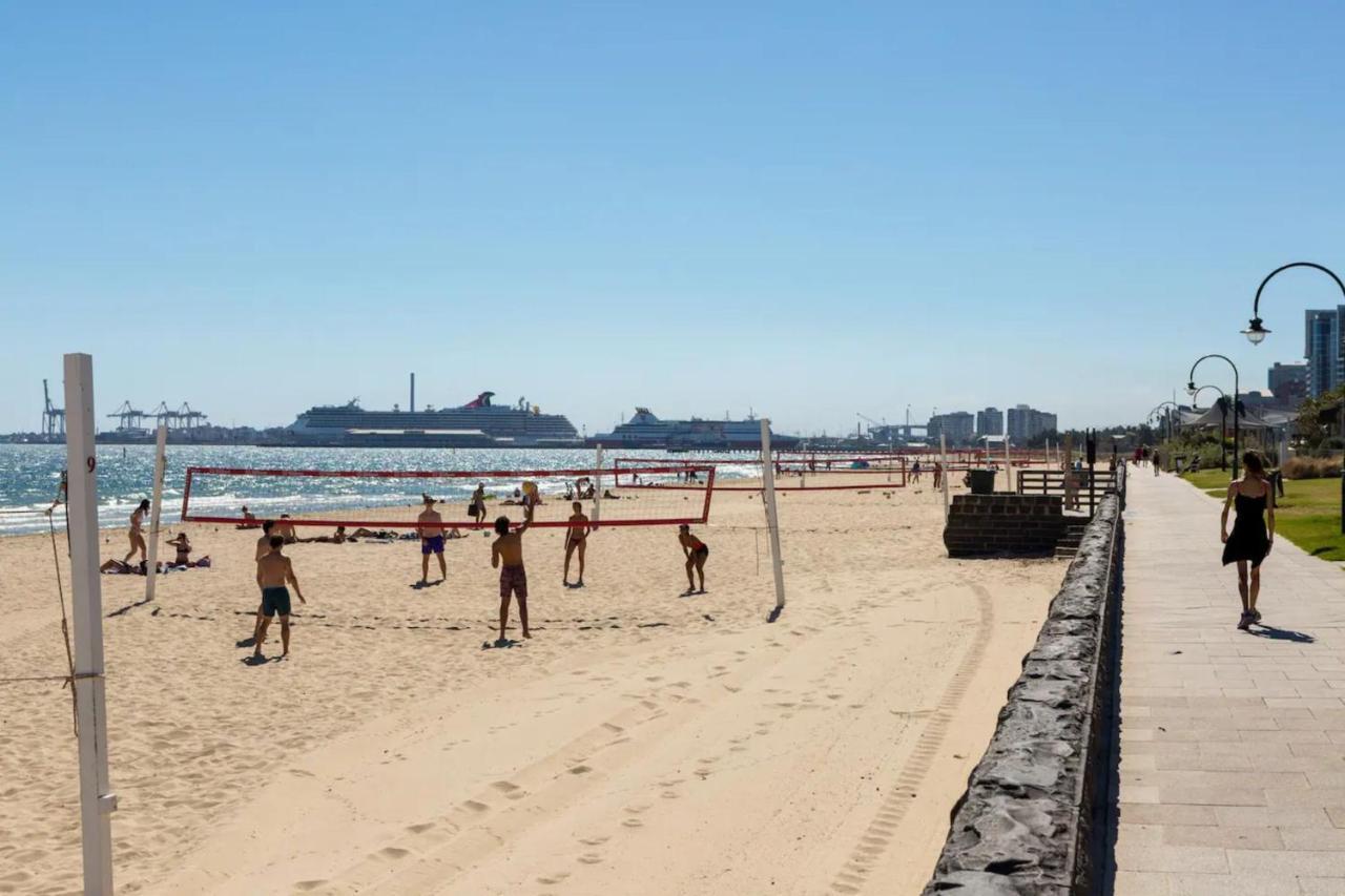 Holiday home Park - Beachfront Bliss *