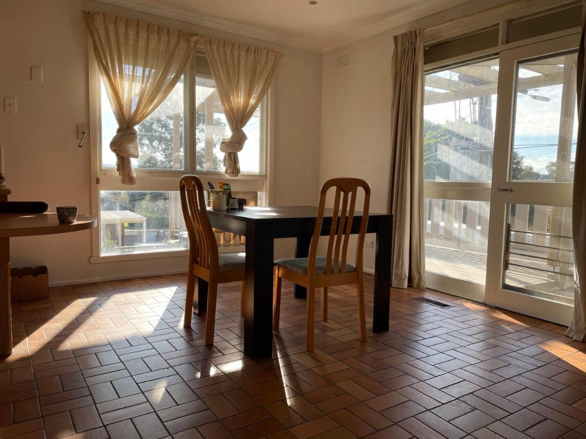 Guest house D High Quality Large Bed Near Commercial Areas, Universities, And Rail Transit In Villas Melbourne