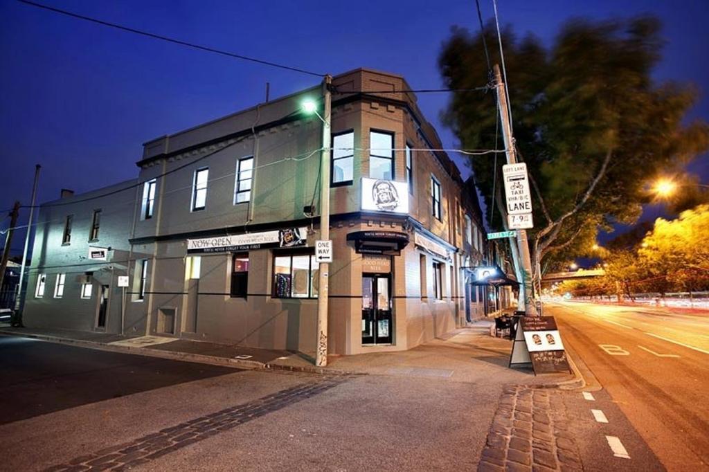 Hostel Ozihouse Collingwood Melbourne