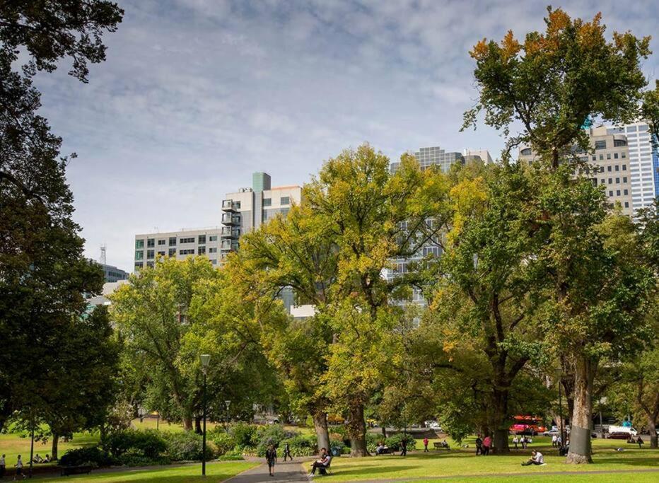 Cozy One Bed In The Heart Of Cbd Melbourne