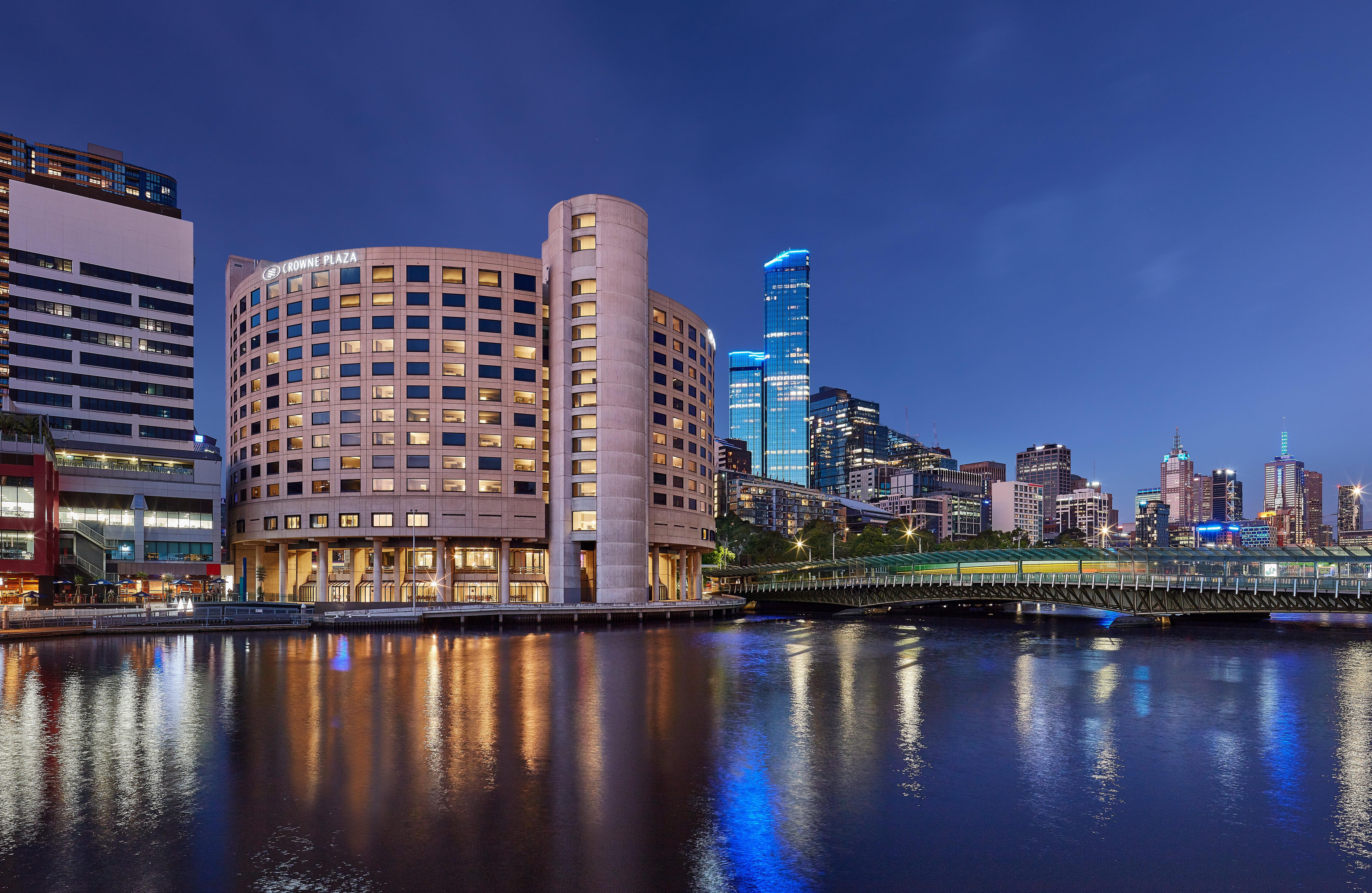Hotel Crowne Plaza By Ihg