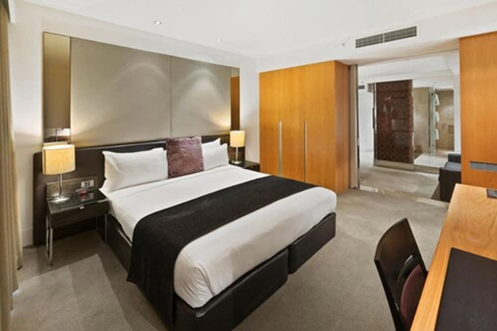 Hotel The Royce 5*