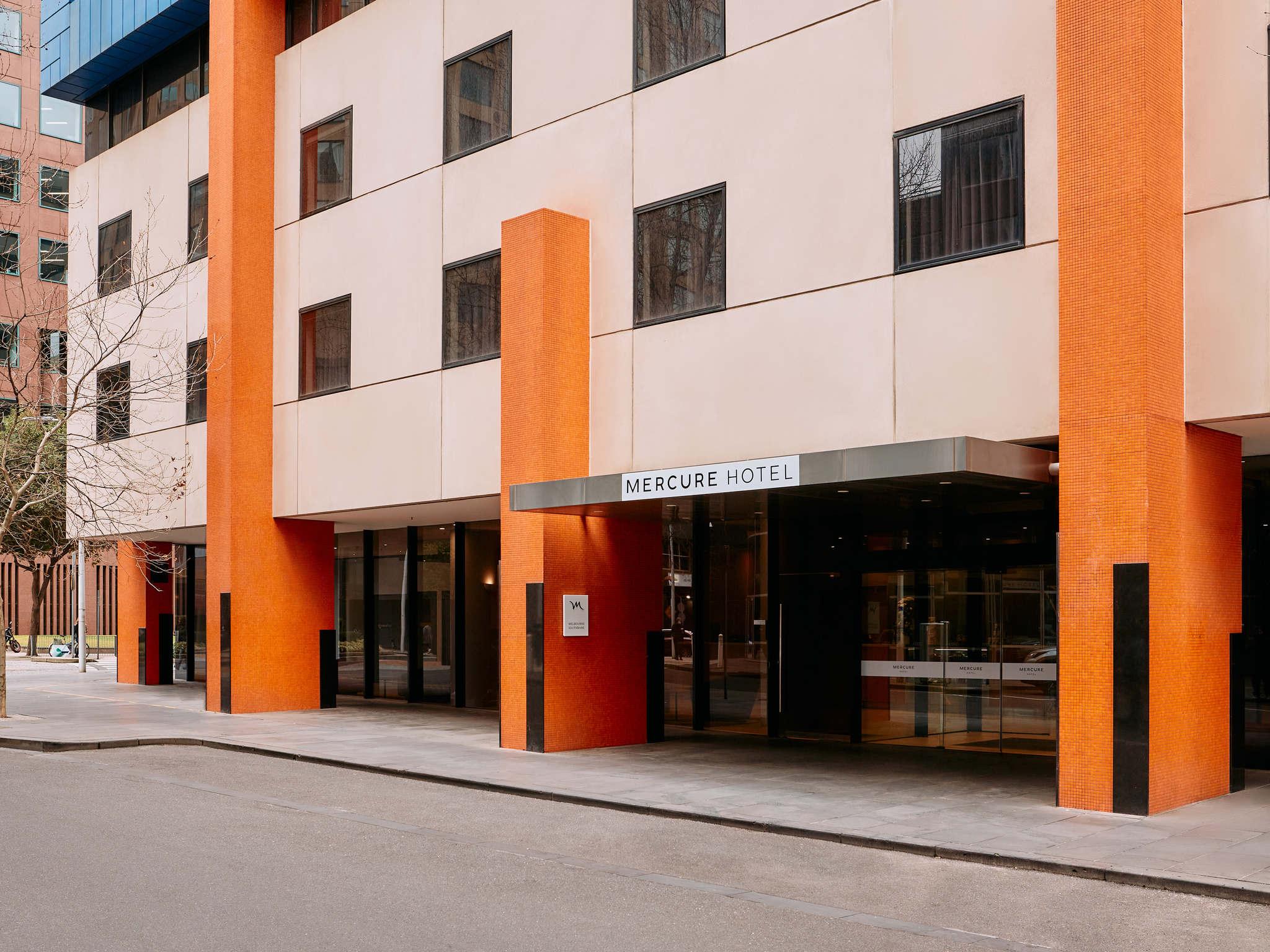 Mercure Southbank 4*