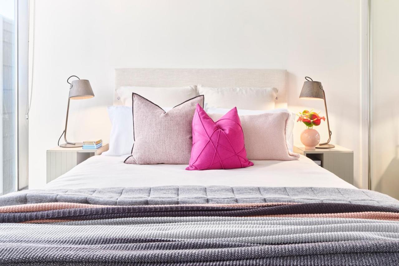 Apartment Furnished One Bedroom St Kilda Road For 3 Nights