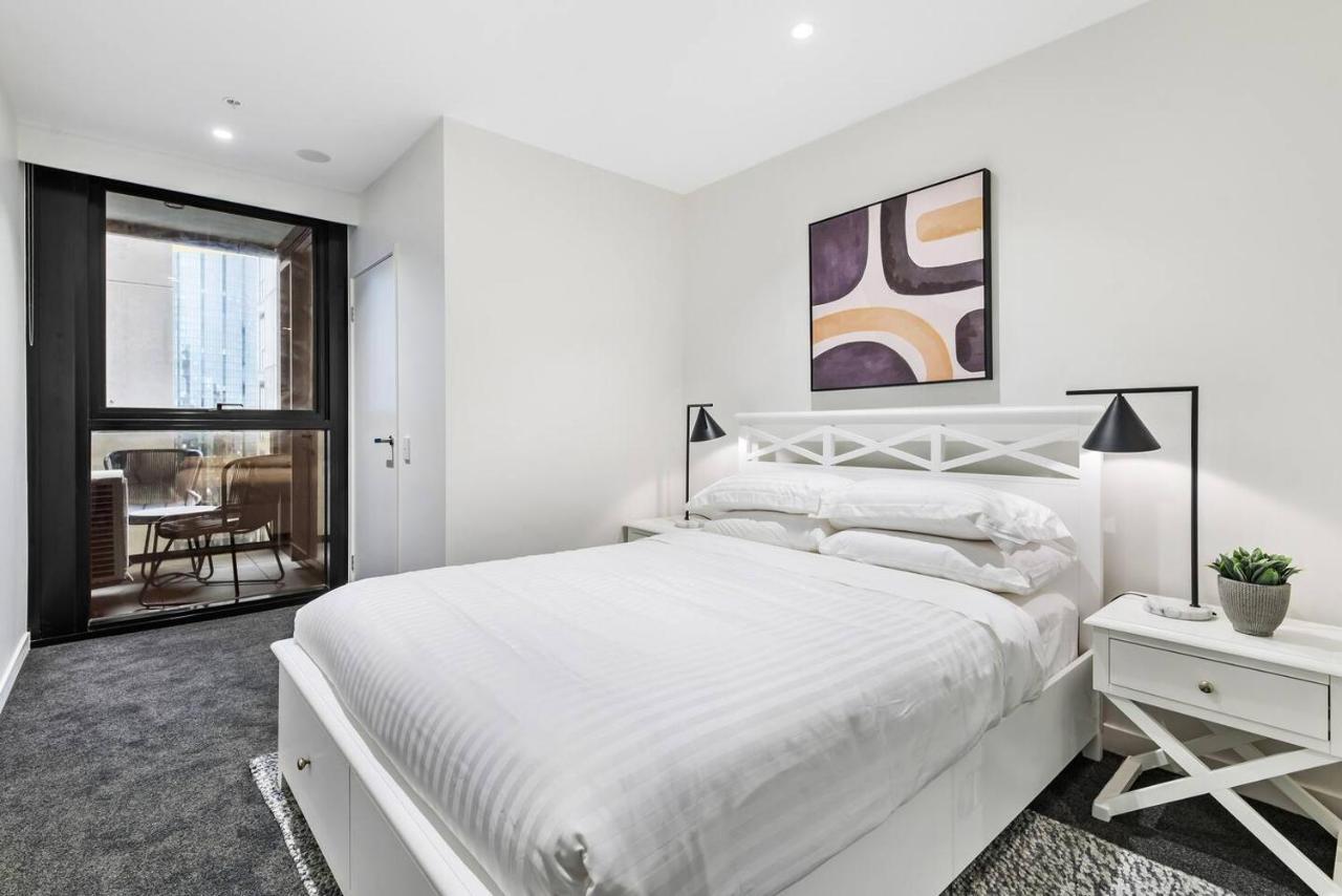 Apartment Slate Skies At Palladium - Urban Lifestyle With Pool *