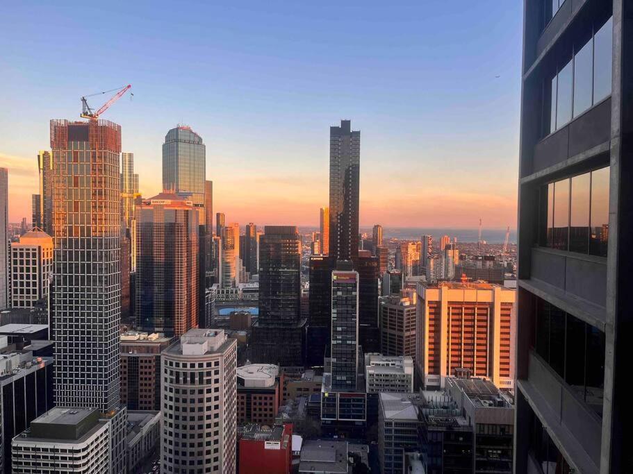 Southern Cross Skyline Free Tram Zone Close To All Apartment *