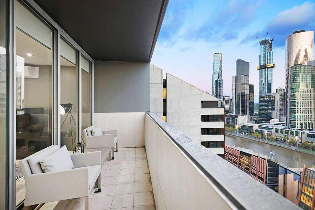 One Bedroom I Free Parking I Fabulous View Apartment Melbourne