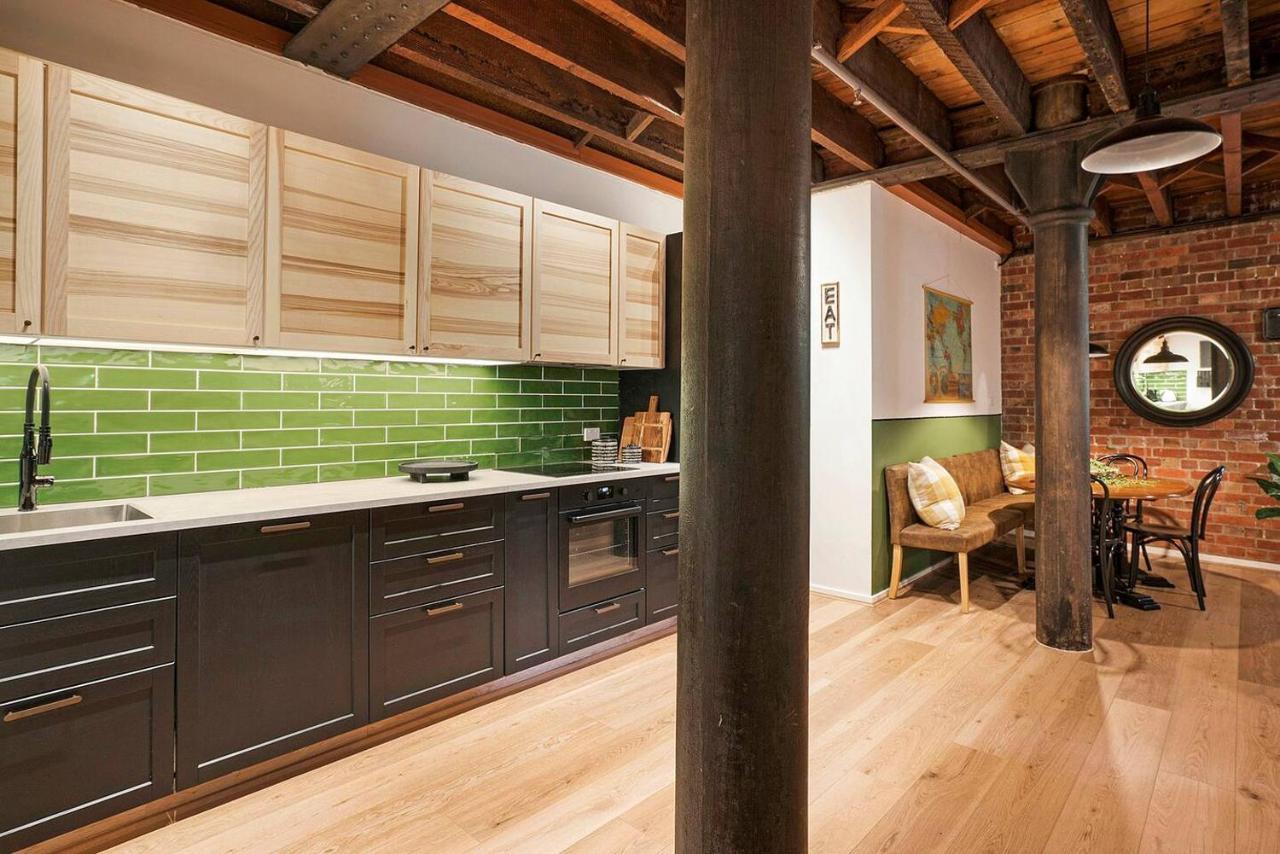 Apartment Retro Meets Industrial At Heritage Bond Store *