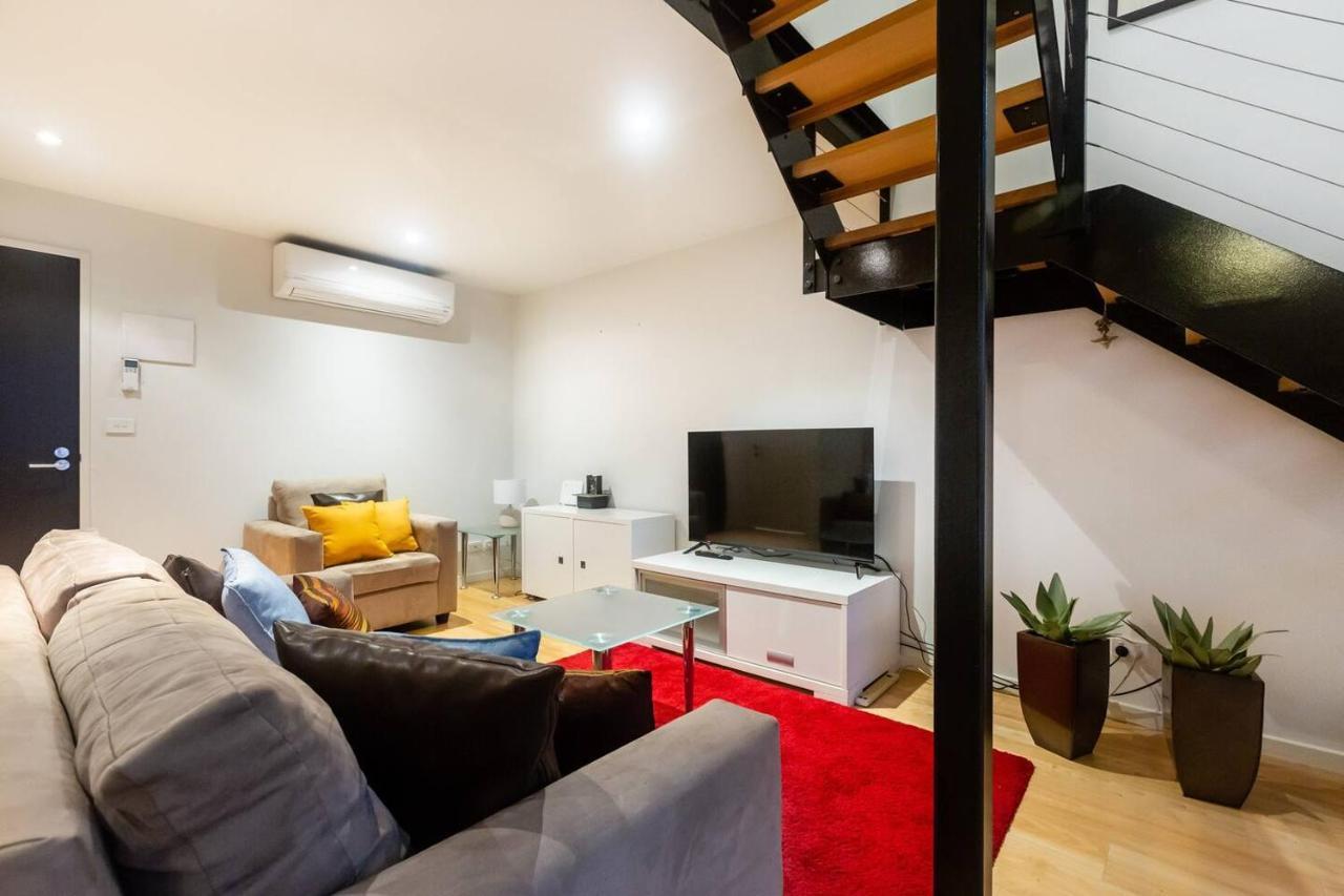 New York Lofted Cbd Retreat With Pool And Parking Apartment Melbourne