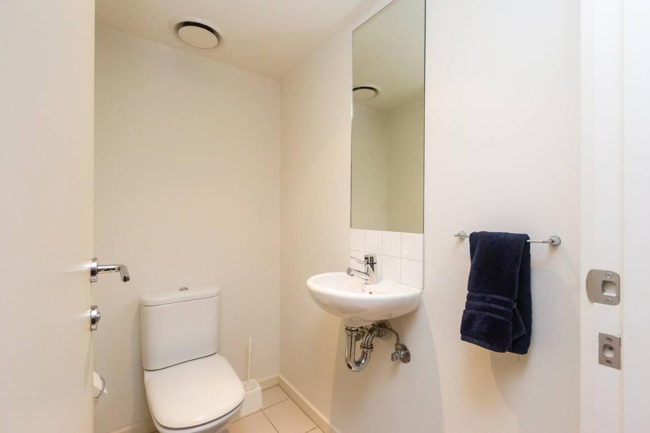 New York Lofted Cbd Retreat With Pool And Parking Apartment *